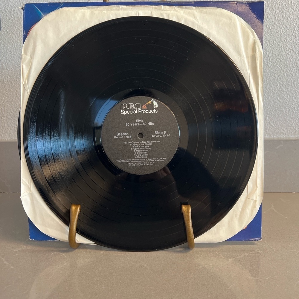 Vintage 1985 Elvis Presley “50 Years 50 Hits” 3 LP Vinyl Box Set – RCA Special - Picture 8 of 8